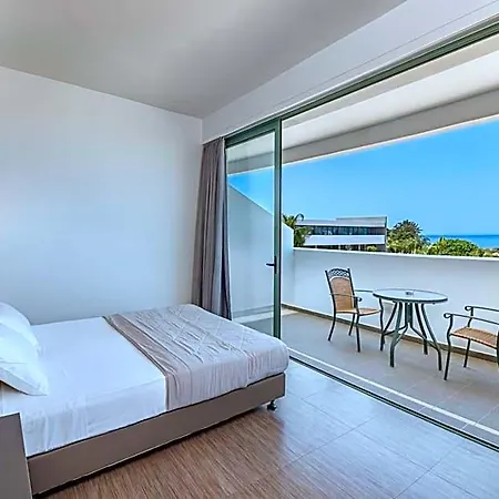Virginia Family Hotel 4*