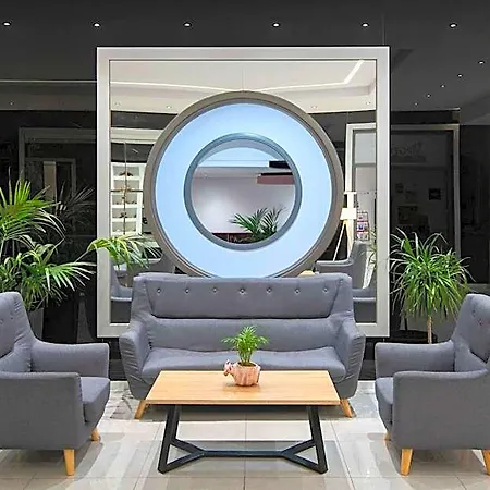 Virginia Family Hotel
